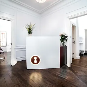 בית הארחה Youroom Carrozze, רומא