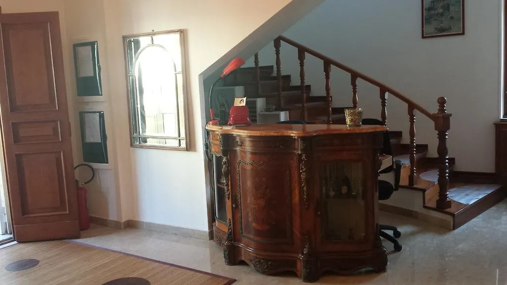 Le Streghe Di Roma Guest House Rome