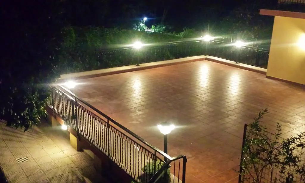 ***  Le Streghe Di Roma Guest House Italy
