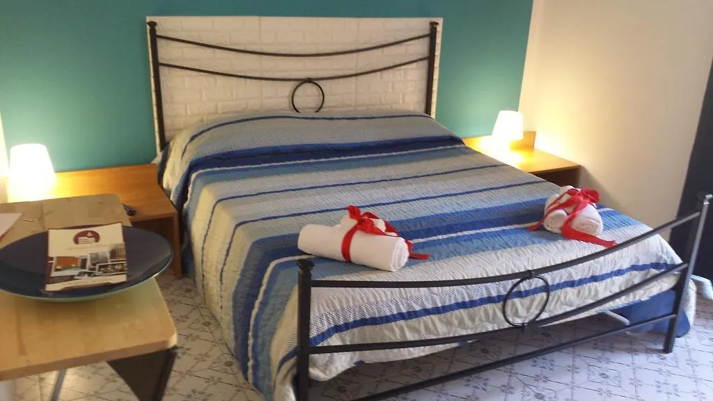 Le Streghe Di Roma Guest House 3*, Rome Italy
