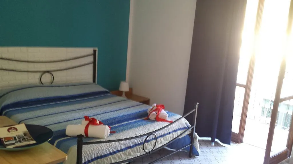 ***  Le Streghe Di Roma Guest House Italy